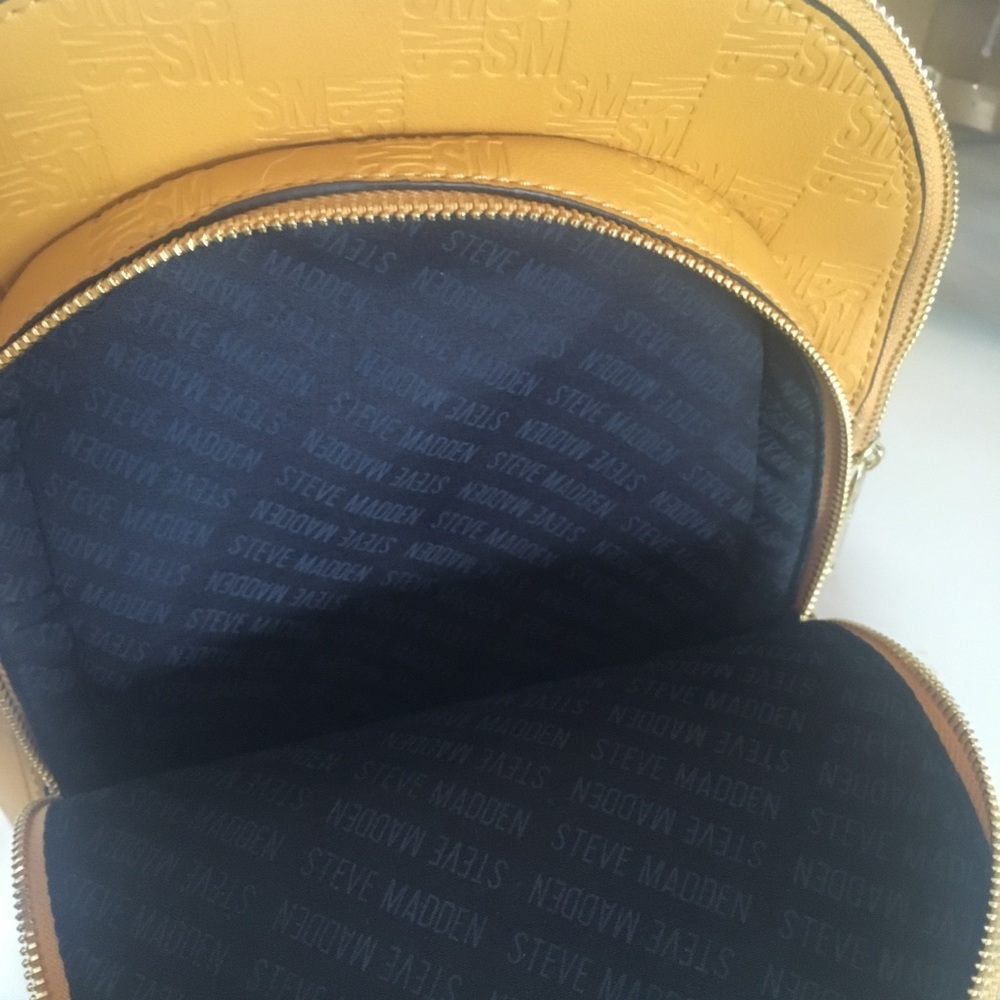 Steve Madden Backpack - Picture 5 of 5
